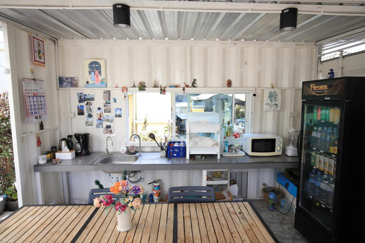 Day Off House Near Walking Street Appartement Chiang Mai
